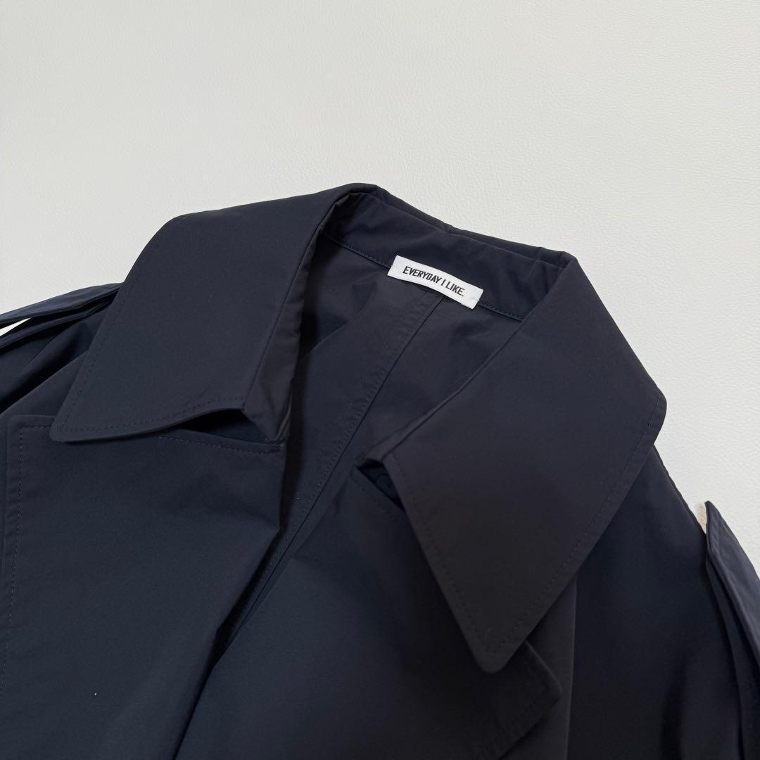 定価6.6万 25SS 新品タグ付き エブリデイアイライク　モダントレンチコート