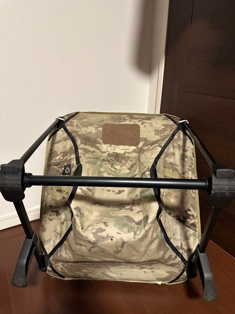 ち*び様 Helinox Tactical Incline Chair カモ