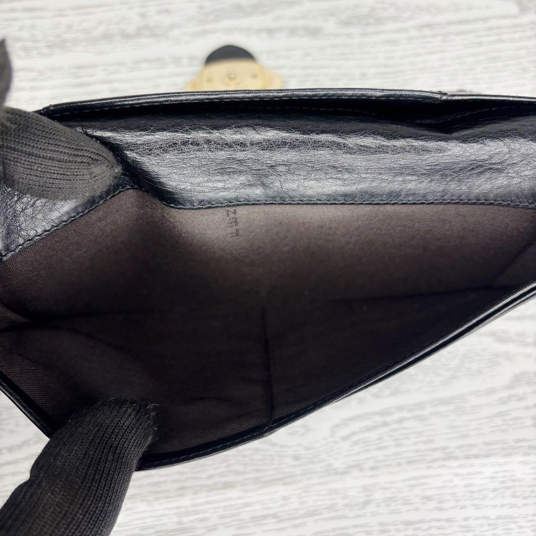 極美品　FENDI フェンディ　長財布　二つ折り　S06