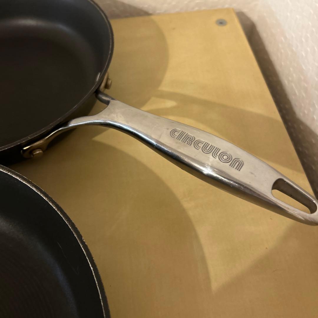 MEYER マイヤー　サーキュロンのフライパン　21cm 25cm の2点セット