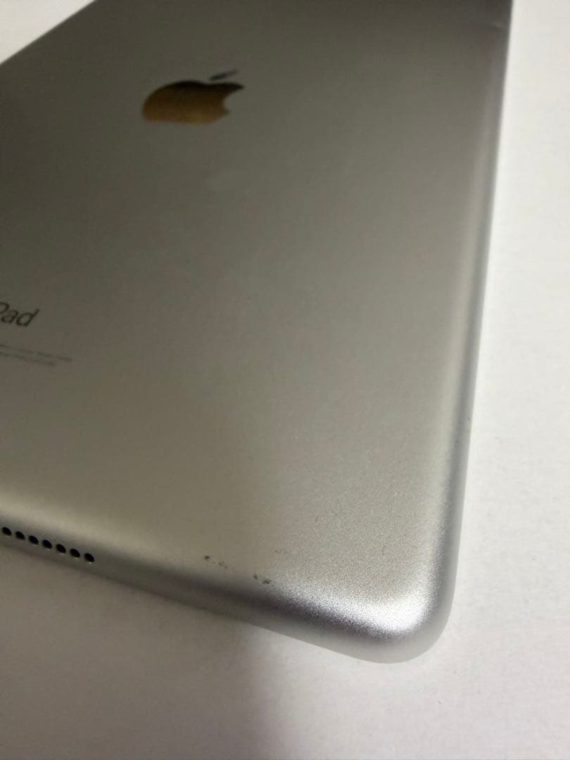 iPad 第6世代 32GB バッテリー最大容量:88%