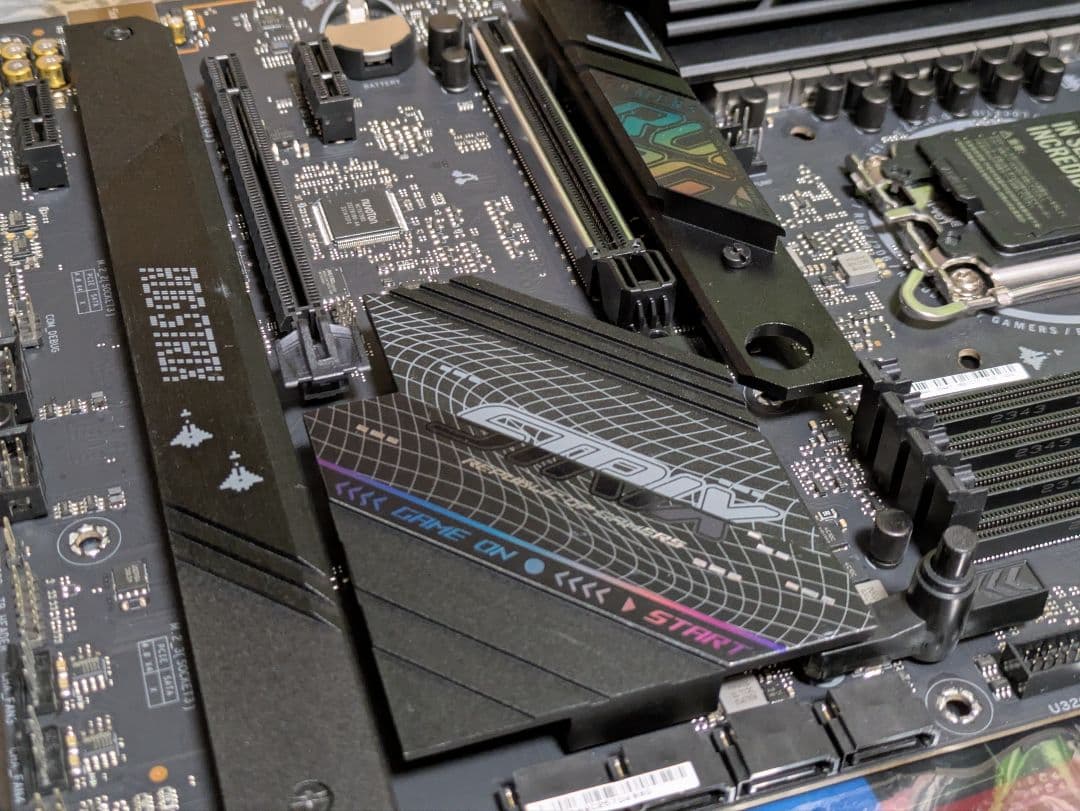 L*a様 ROG STRIX B760-F GAMING WIFI マザーボード