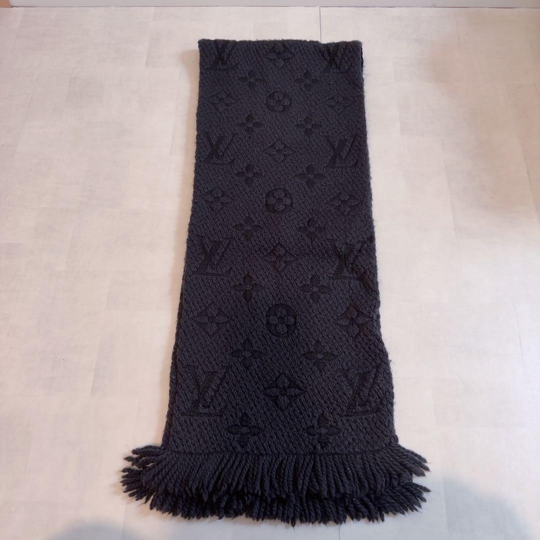 LOUIS VUITTON（ルイ・ヴィトン）マフラー エシャルプ・ロゴマニア