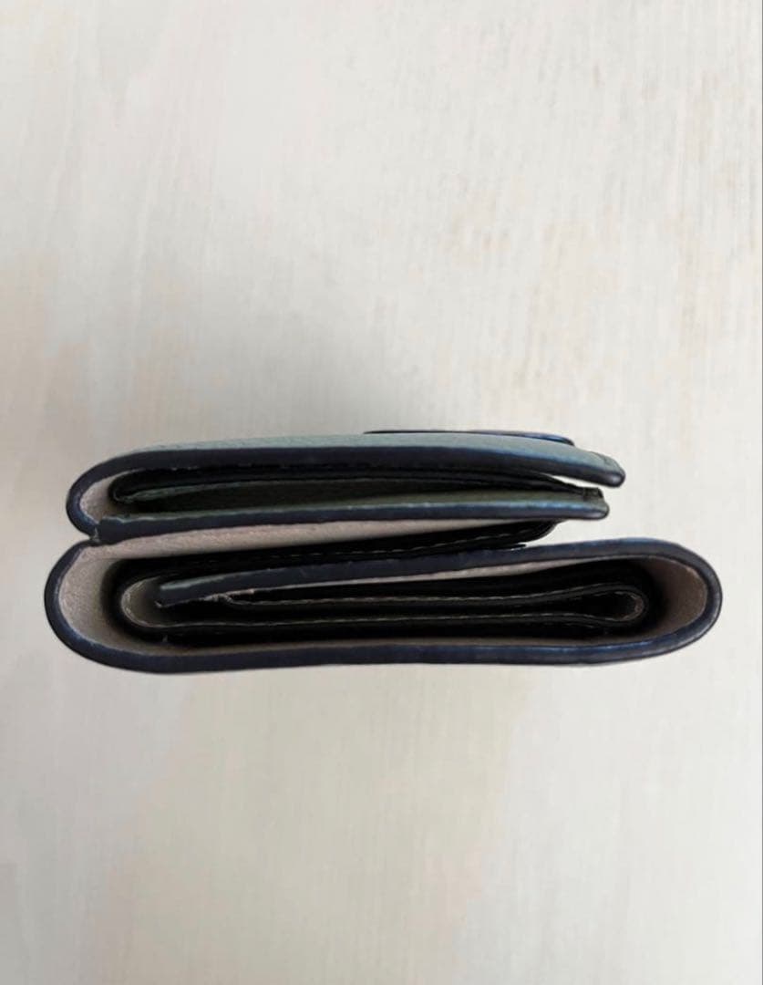 LOEWE(ロエベ) グリーン　三つ折り財布