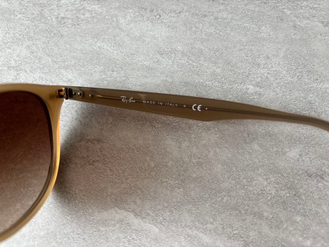 【新品】レイバン RB4259F