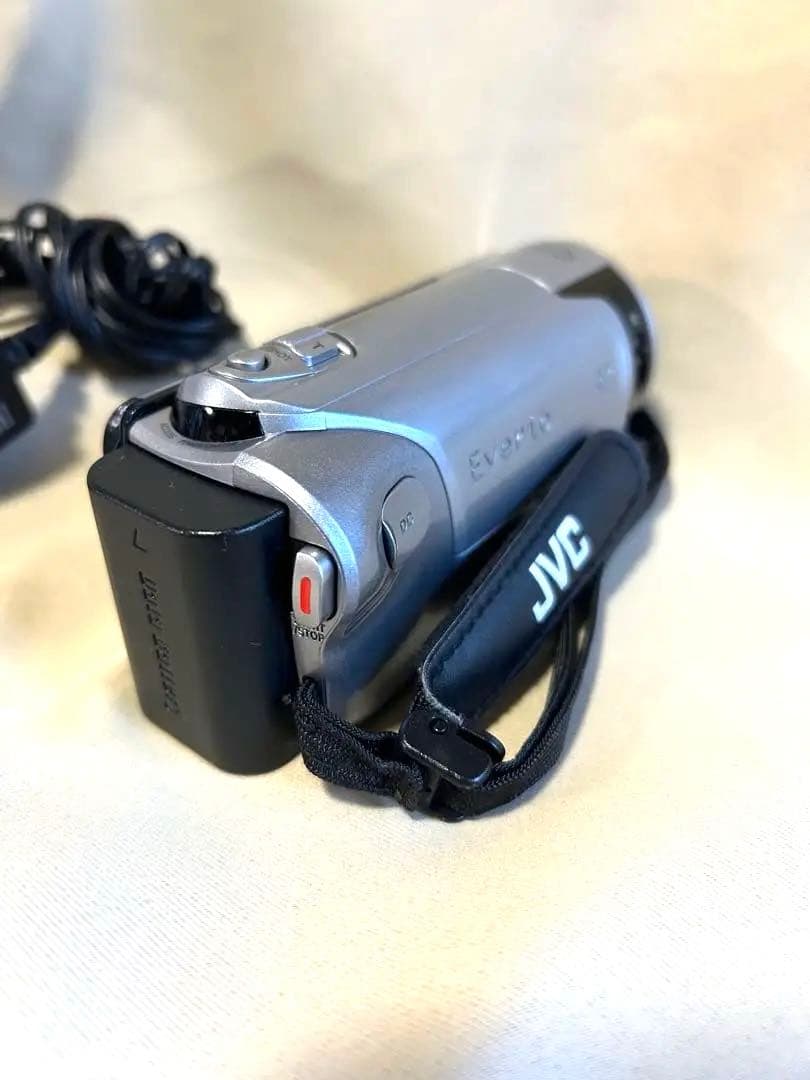 【美品】JVC Everio HDビデオカメラ 本体