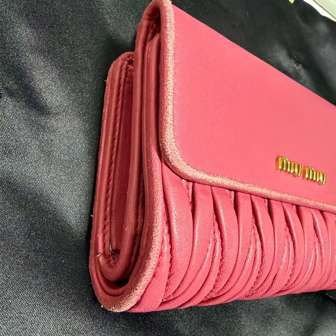 ミュウミュウ MIUMIU 財布 レディース マテラッセ ピンク