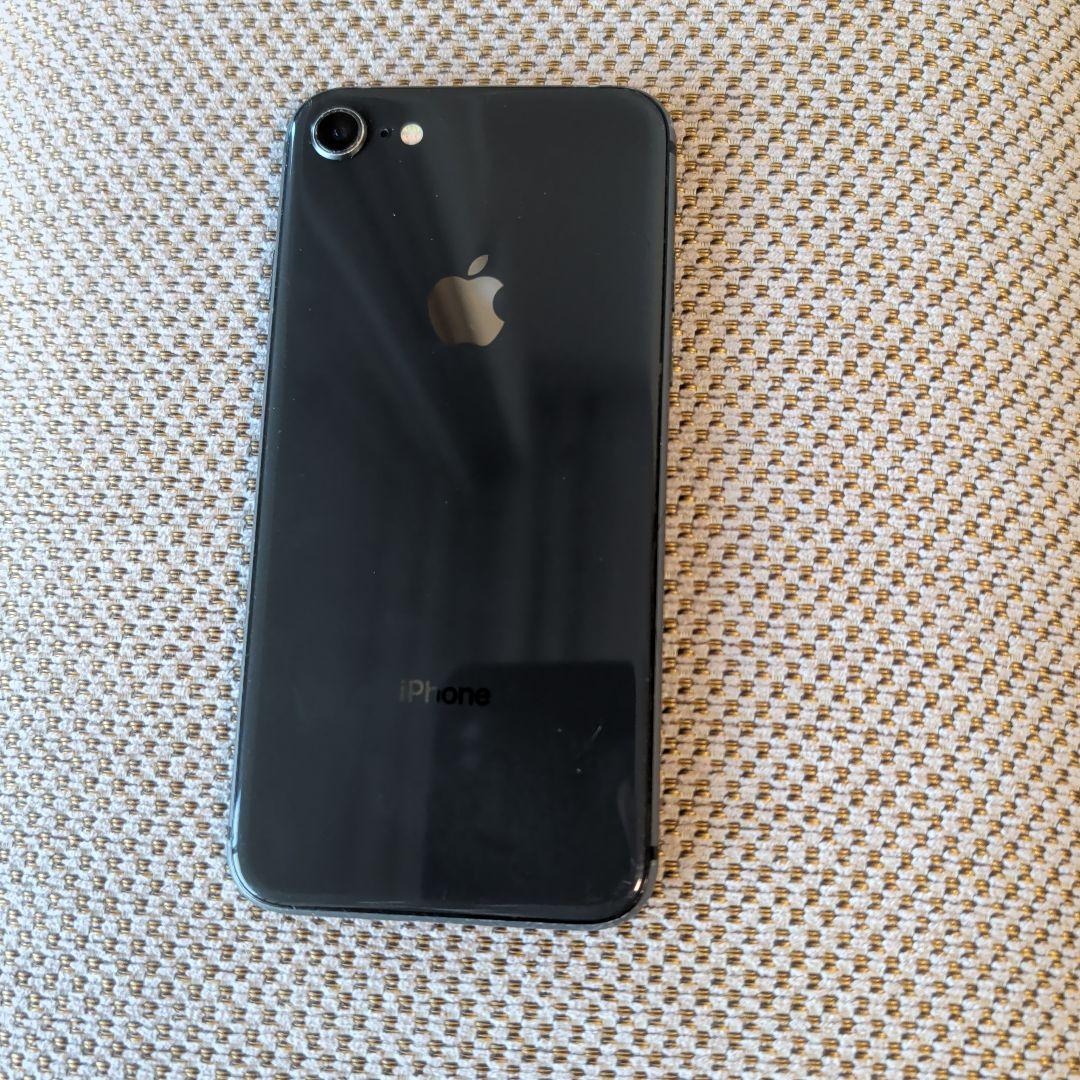 お*り様 Apple iPhone 8 本体（シムフリー）