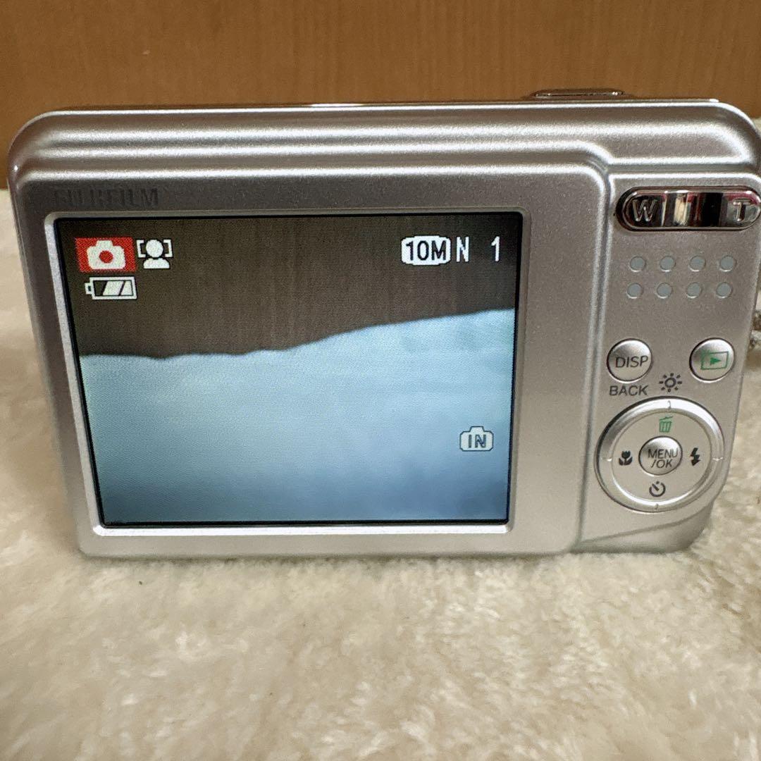 FUJIFILM FinePix A170 コンパクトデジタルカメラ　シルバー