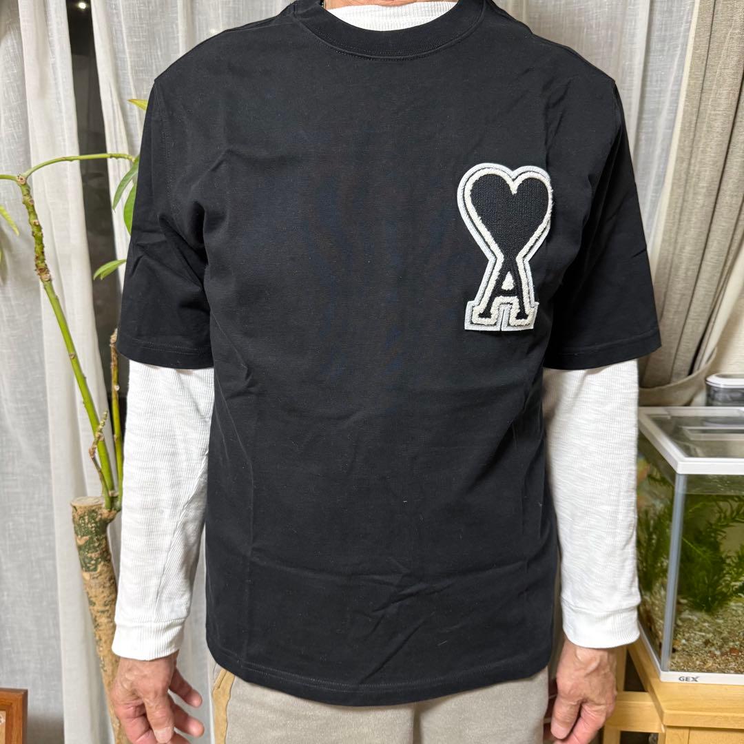 ami paris 韓国限定Tシャツ