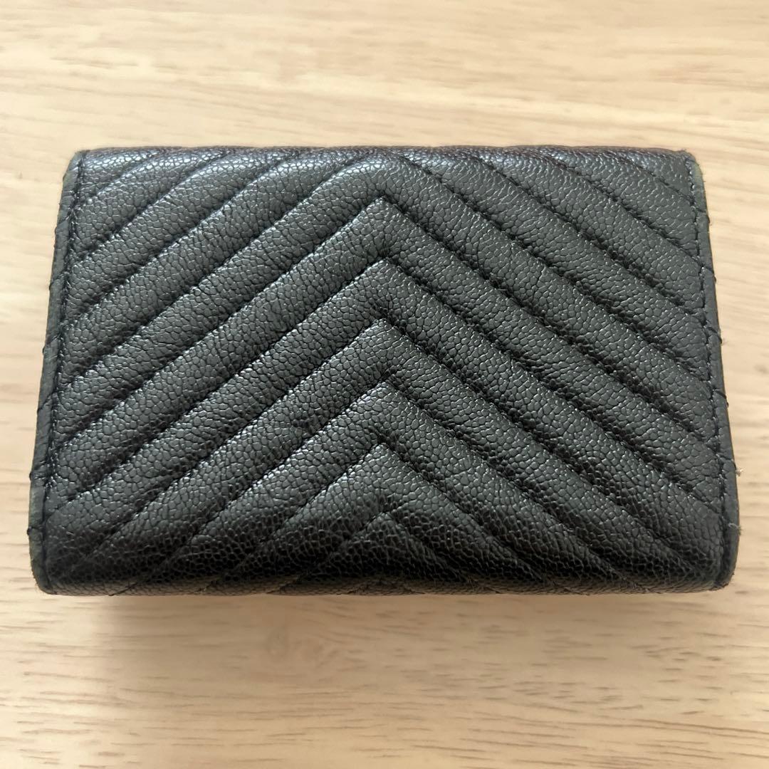 CHANEL 三つ折り財布