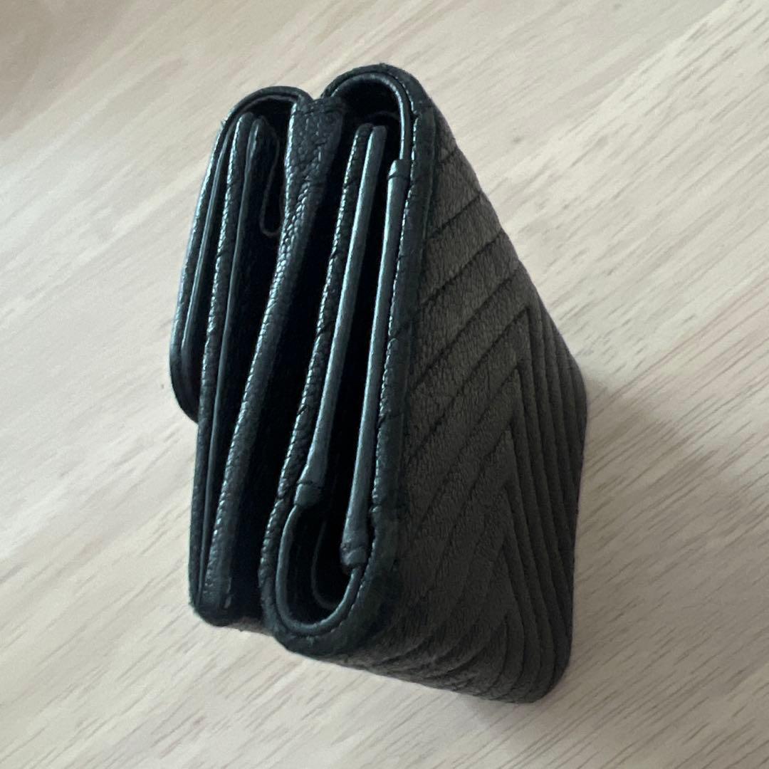 CHANEL 三つ折り財布