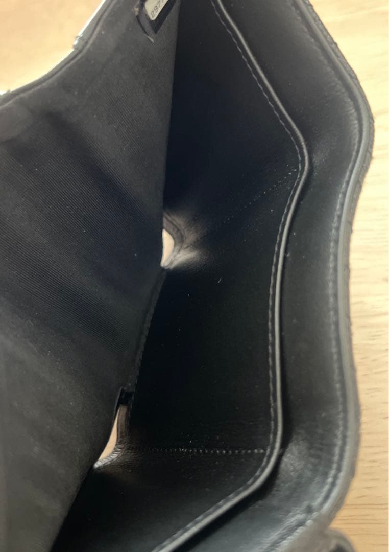 CHANEL 三つ折り財布