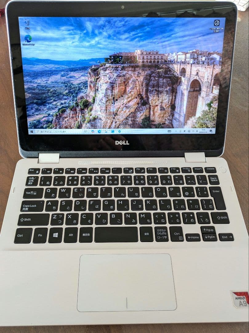 DELL Inspiron 3195 2-in-1 ノートPC タッチスクリーン