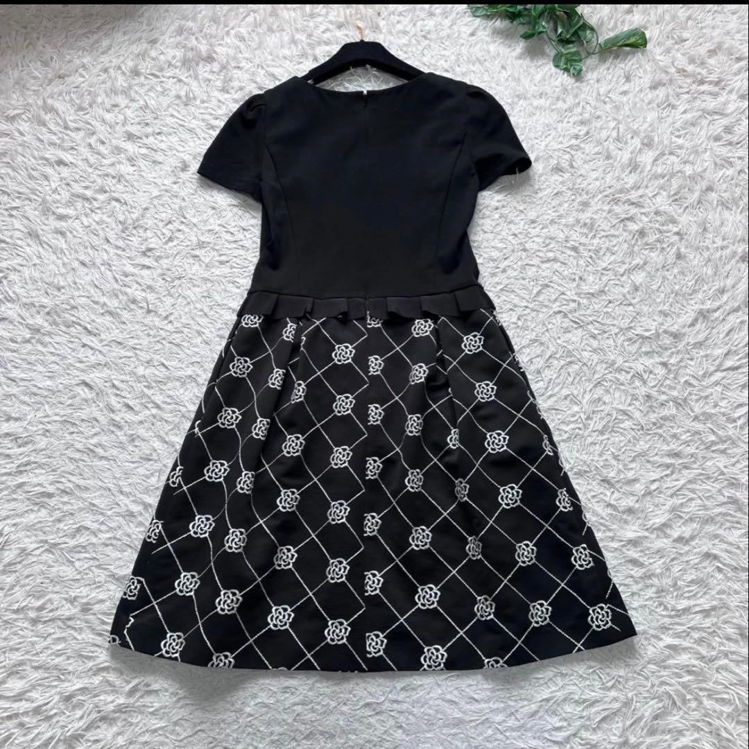 美品 現行 エムズグレイシー フレアワンピース カメリア刺繍 リボン