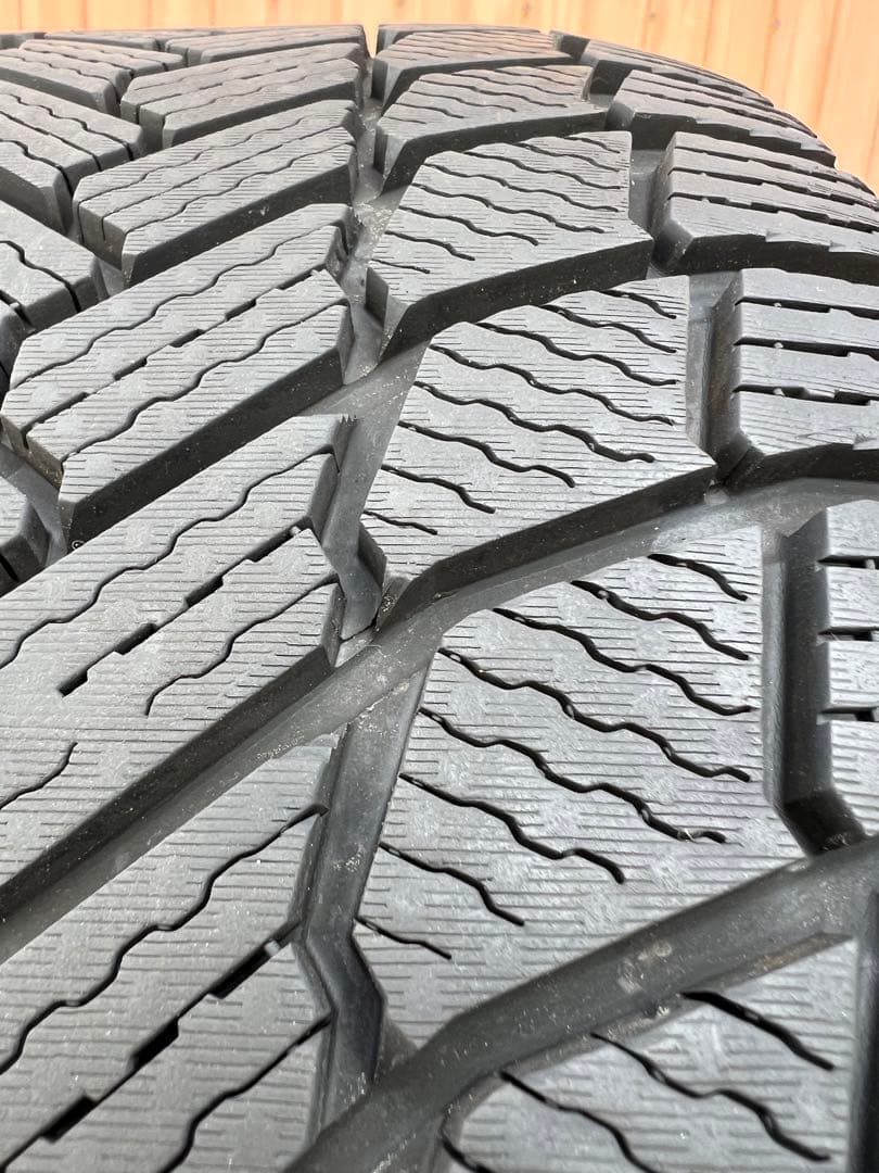 良品　高級　2023年 スタッドレス　255/45R18 i4 X3 W221