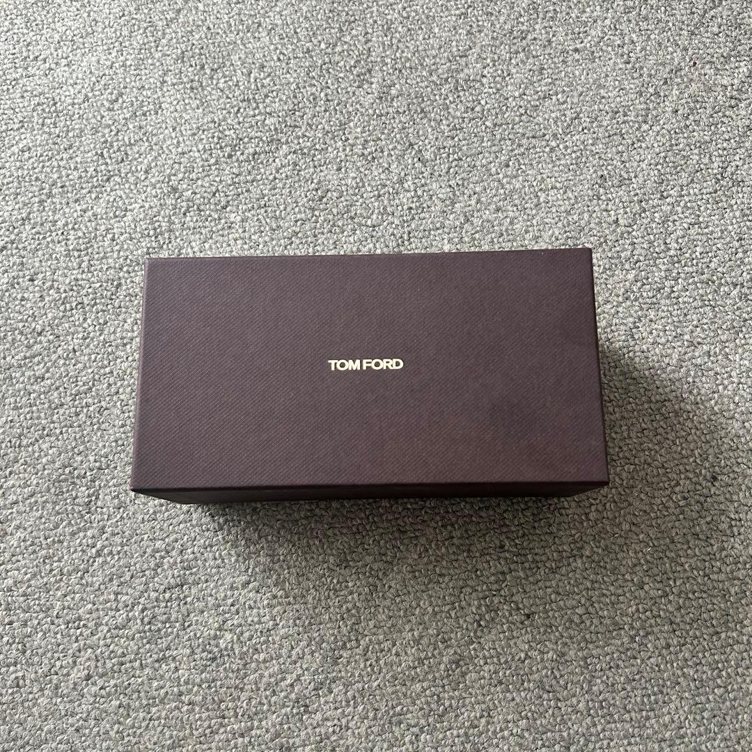 魔裟斗着用 トムフォード TOM FORD TF 892-K 01A