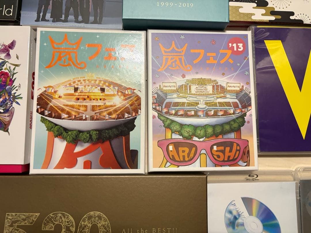 【中古価格】嵐 CD DVD Blu-ray セット