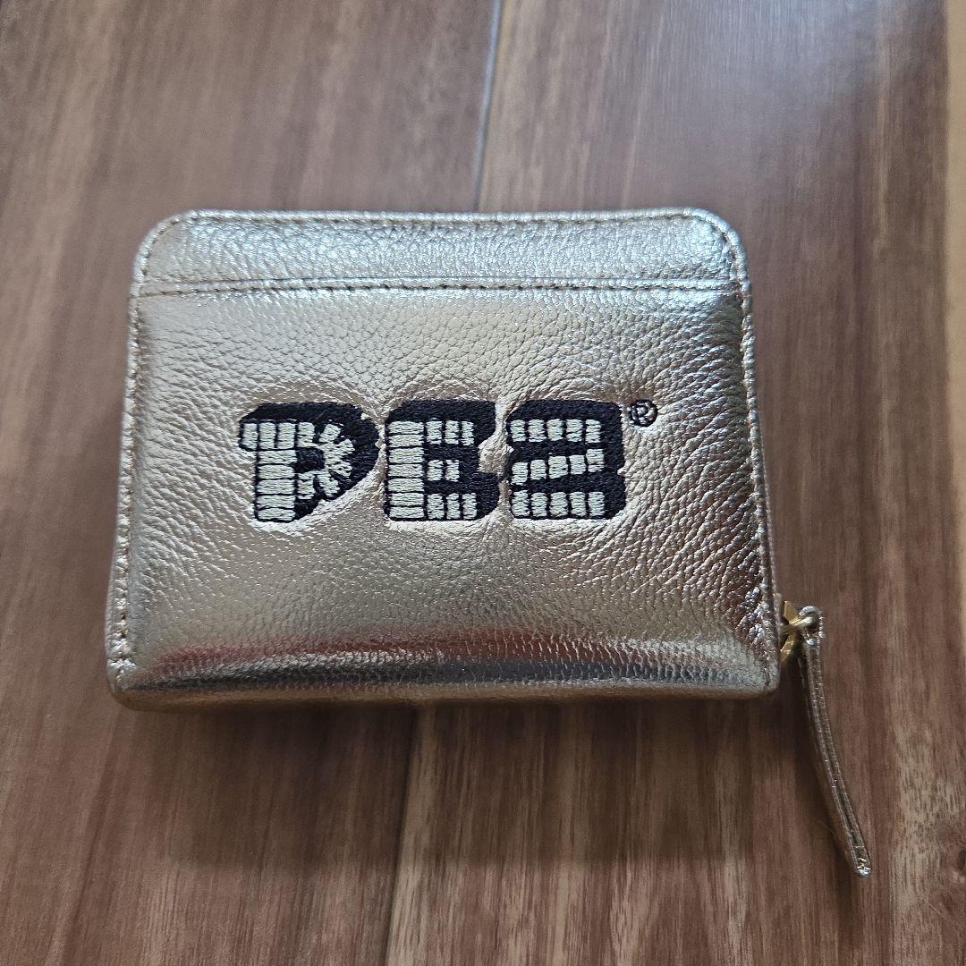 PEZ perche ear コラボジャバラ二つ折り財布 ゴールド 財布 ペッツ