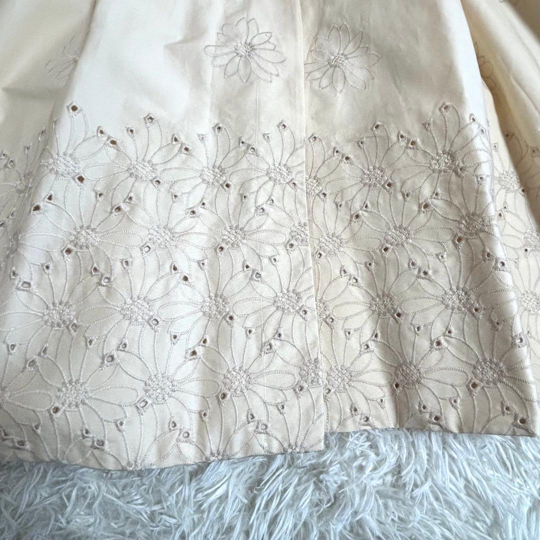 未使用級✨チェスティ23年モデル ビッグカラー 刺繍 ロングトレンチコート