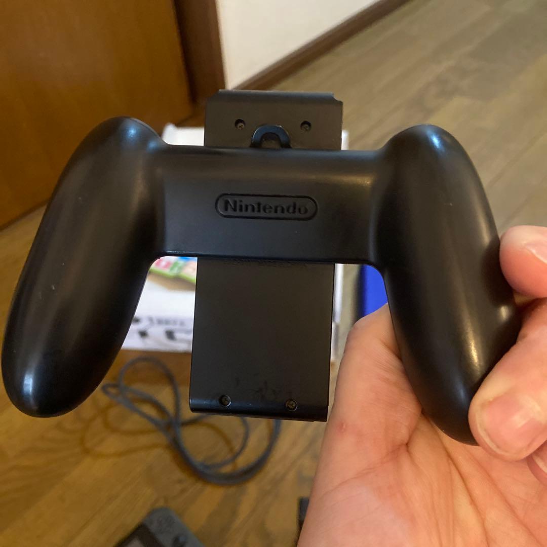 Nintendo Switchグレー 本体 充電ケーブル付き.スイッチケース付属