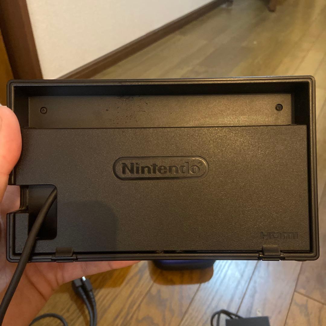 Nintendo Switchグレー 本体 充電ケーブル付き.スイッチケース付属