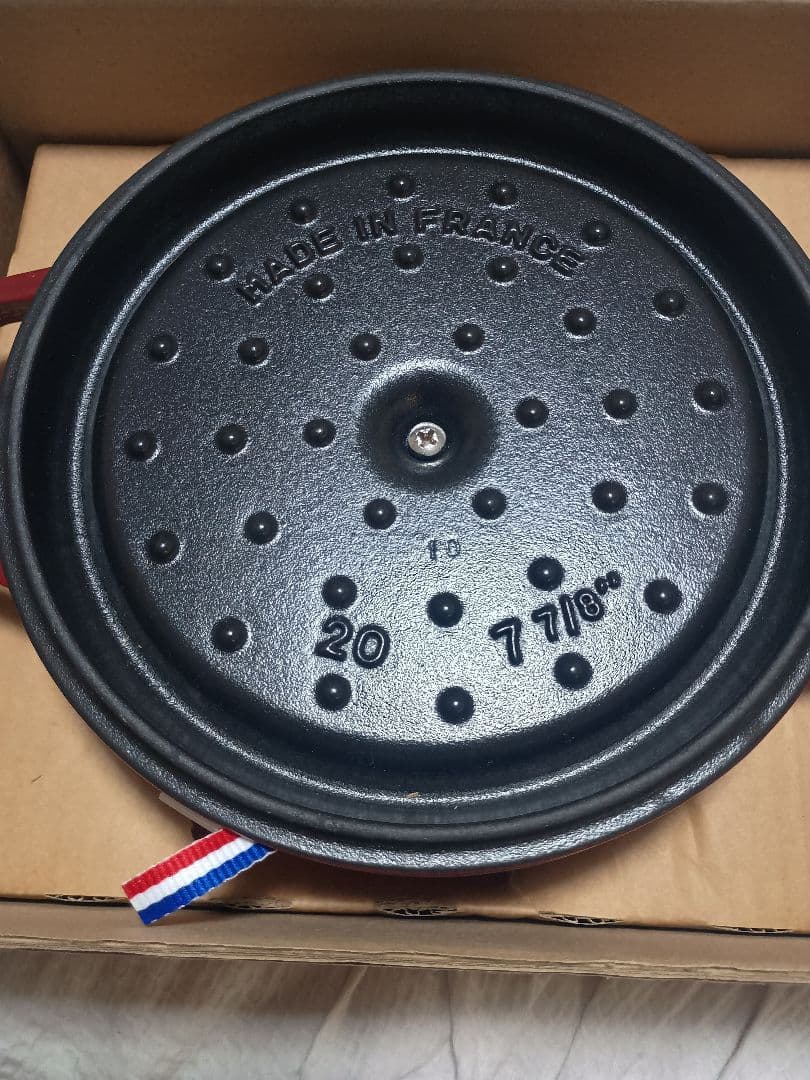 STAUB 両手鍋 20cm 赤　ピコ　ココット　ラウンド