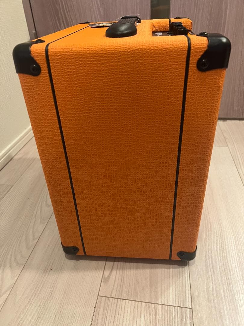 Orange Crush Bass 25ワットベースアンプコンボ オレンジ