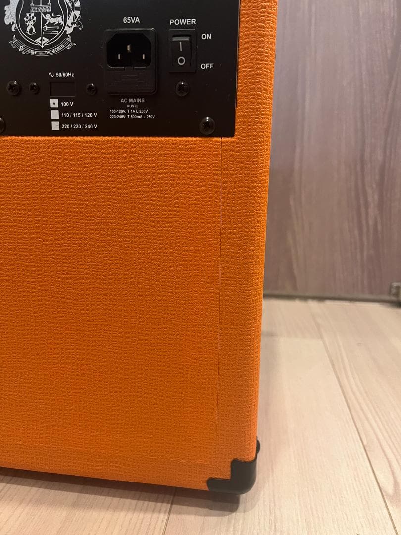 Orange Crush Bass 25ワットベースアンプコンボ オレンジ