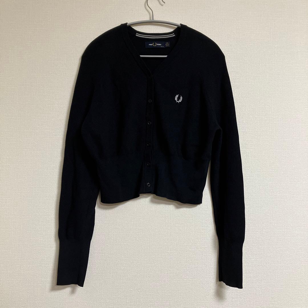 FRED PERRY × Ray BEAMS / 別注 Vネックカーディガン　黒