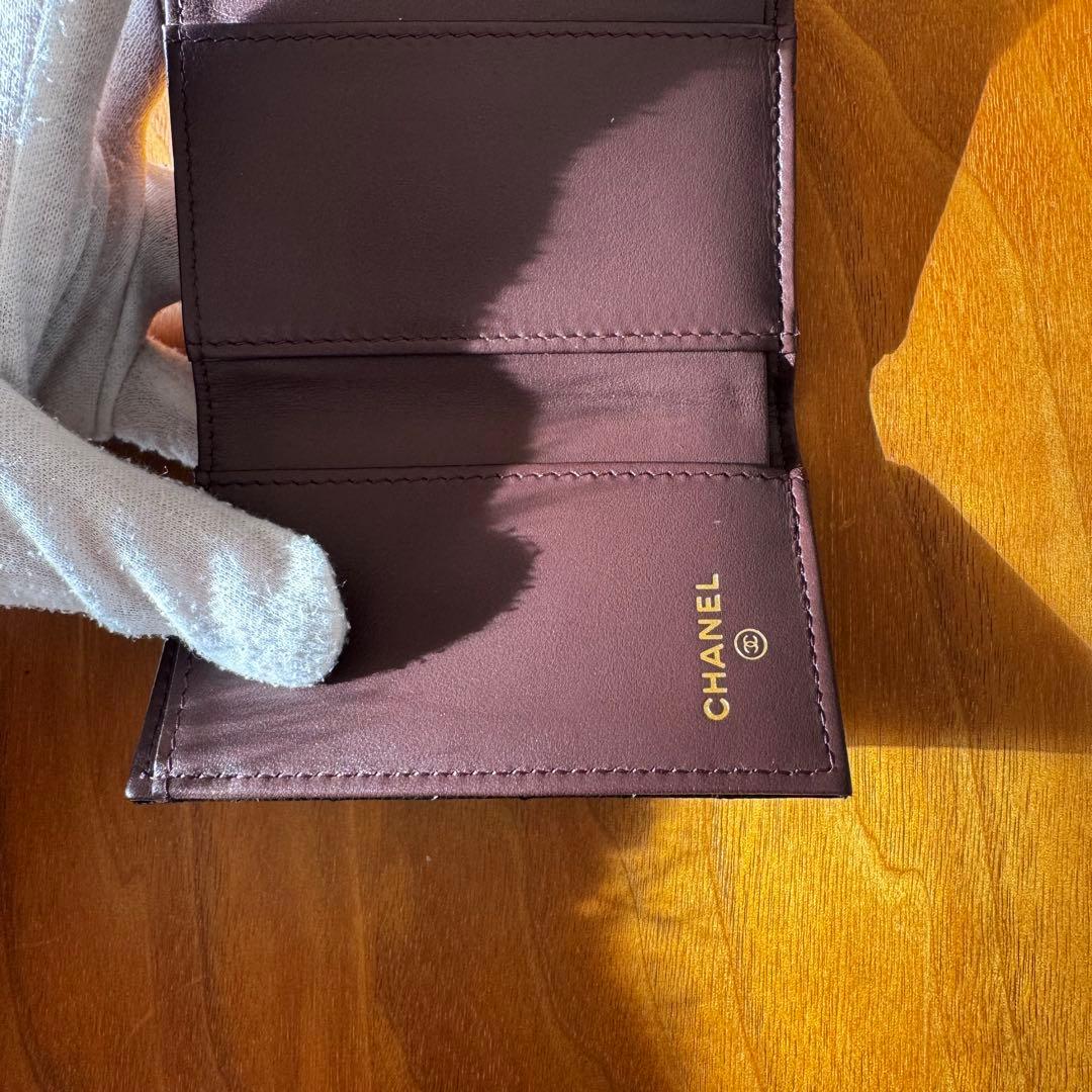 CHANEL 三つ折り財布 マトラッセ キャビアスキン スモール ウォ