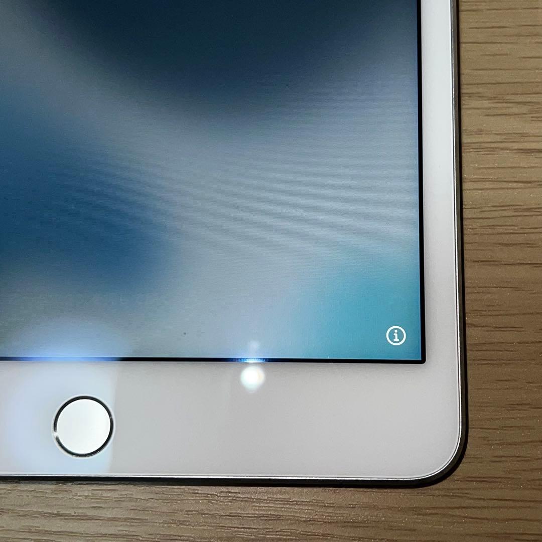 Apple iPad mini 4 WiFi＋Cellularモデル 訳アリ品