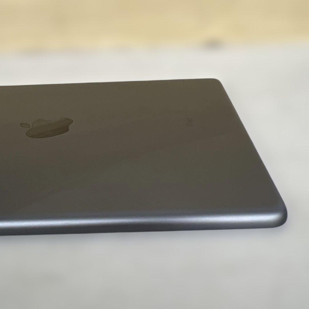 603095Apple iPad 第８世代Wi-Fi 32GB スペースグレイ