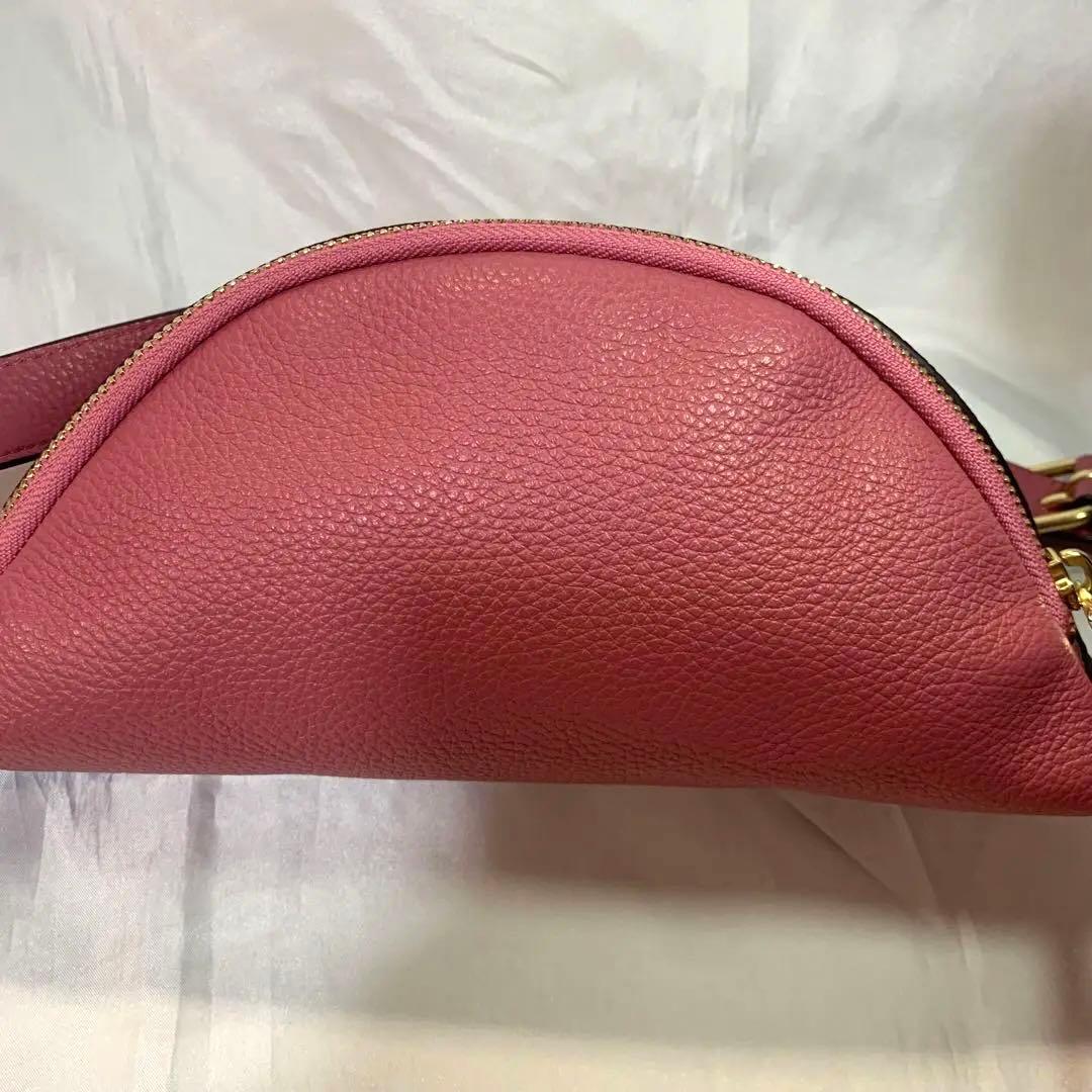 COACH ウエストバッグ　ボディバッグ　ピンク　レザー　 美品
