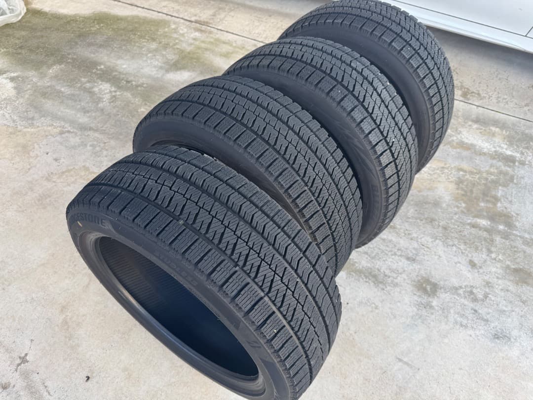 ✨225/45R18 ブリヂストン VRX2 スタッドレス 4本 23年35週★