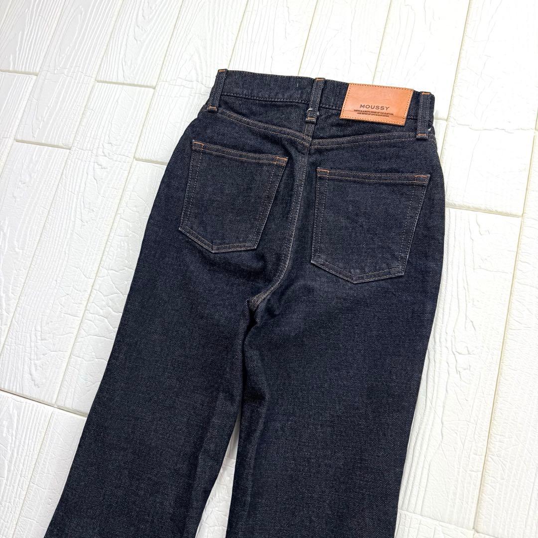 【美品】マウジー moussy MVS フレアデニムパンツ 23 濃紺