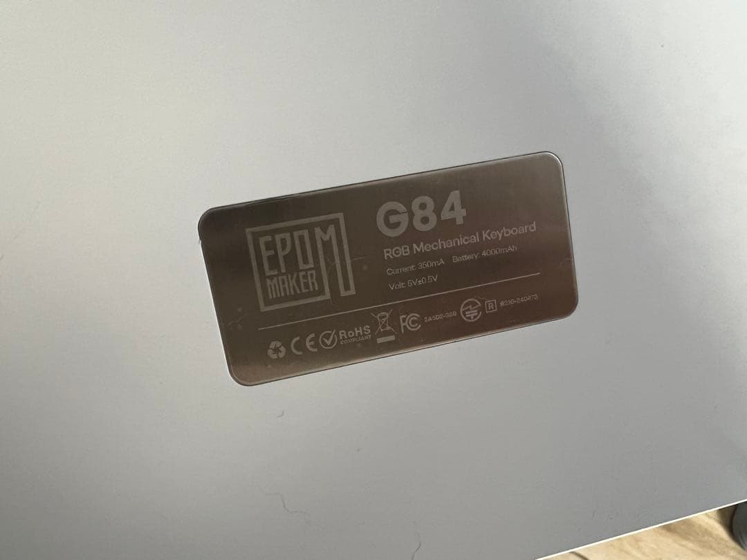 EPOMAKER G84 RGBメカニカルキーボード