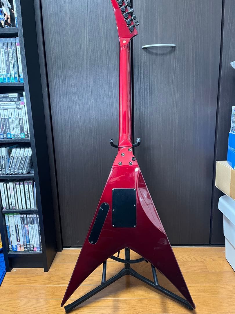 EDWARDS V型 千聖モデル　エレキギター