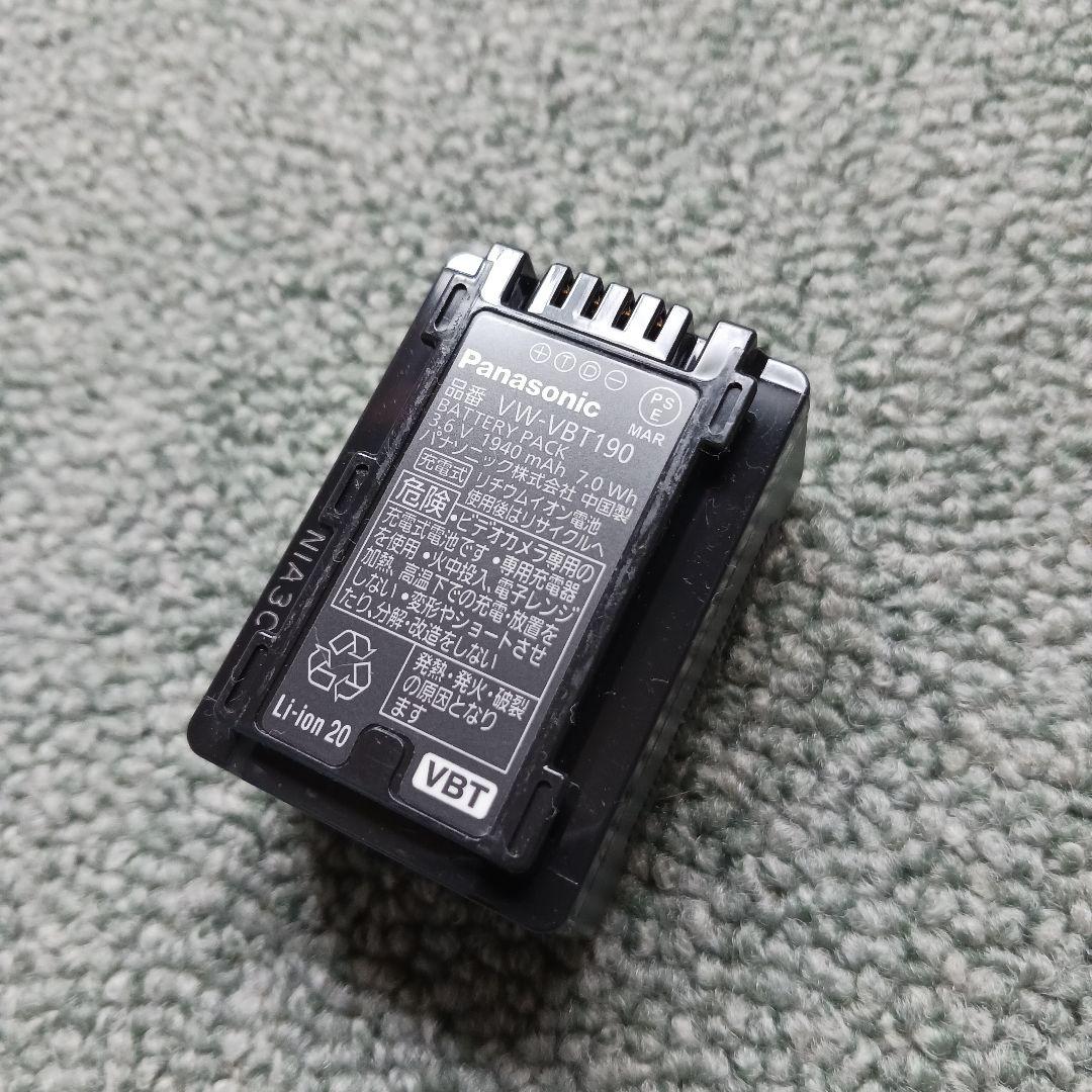 ジャンク品Panasonic HC-V360M ビデオカメラ　VWーVBT190