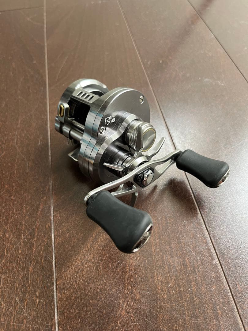 DK100ベイトリール