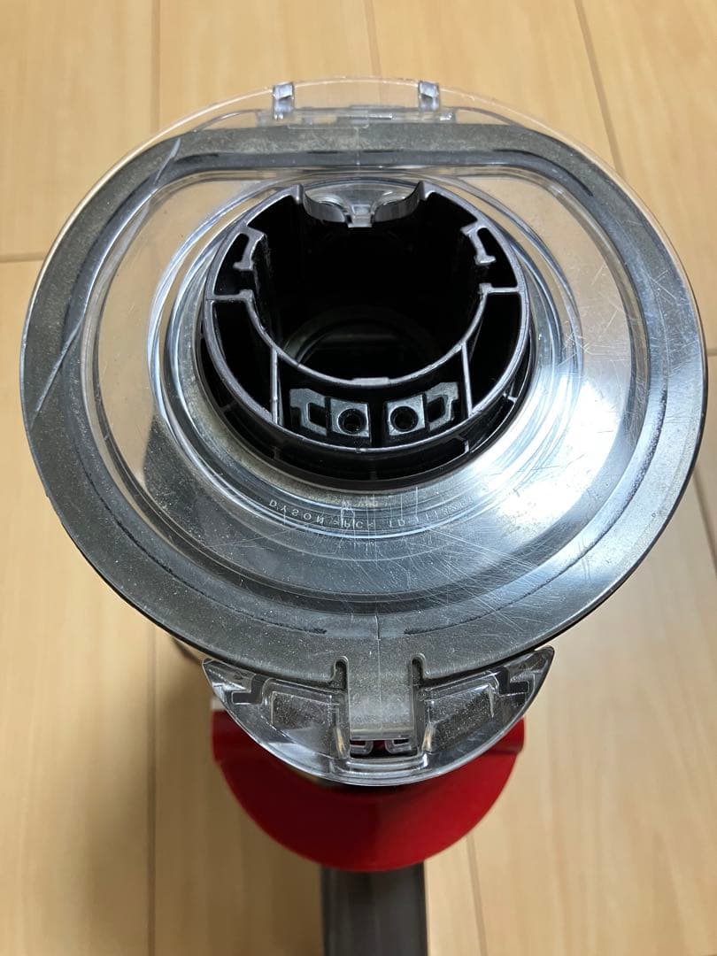 Dyson cyclone v10 fluffy ジャンク　掃除機　正規品