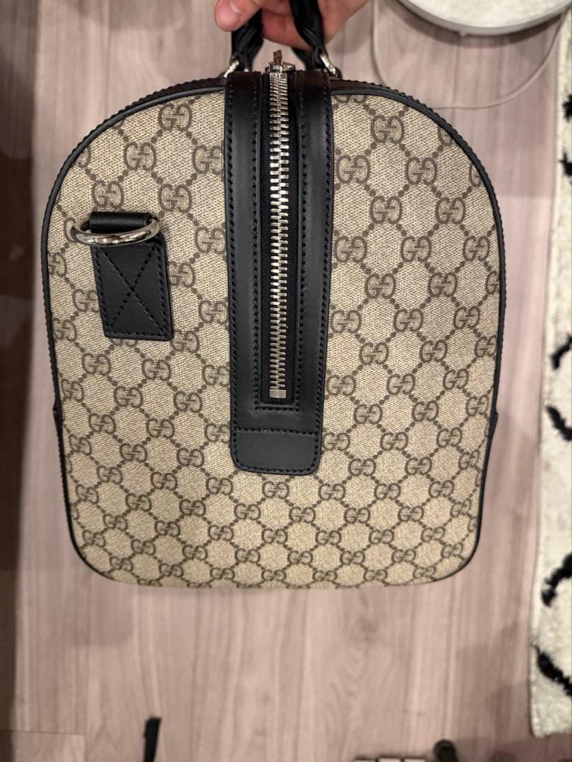 GUCCIGG SUPREME ダッフルバッグ　ボストンバッグ