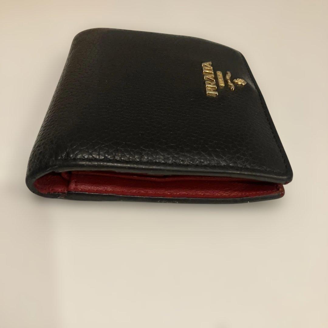 PRADA 二つ折り財布 黒　赤　バイカラー