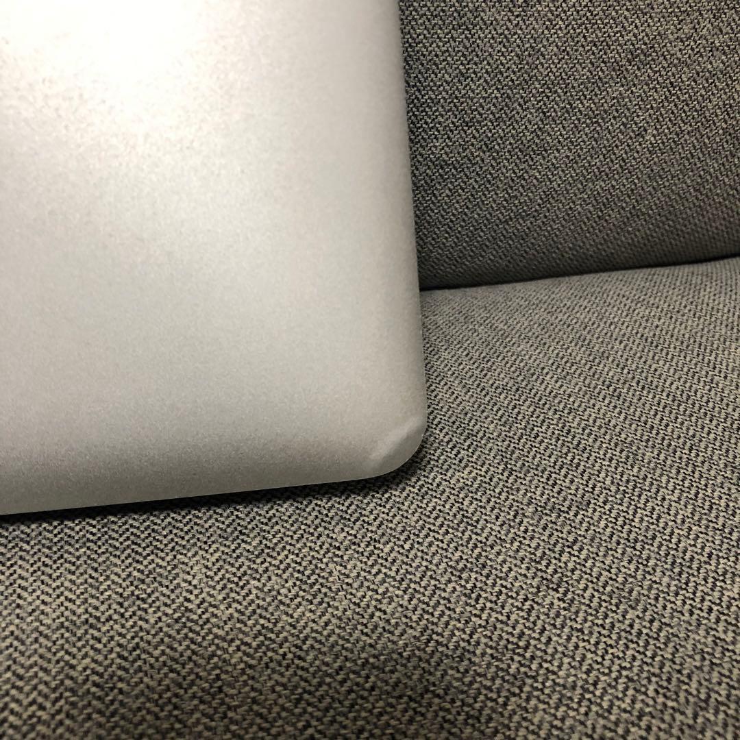 MacBook Air 11インチ　11-inch,Early 2015