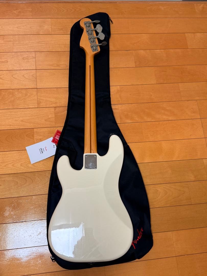b*i様 Fender Japan Precision Bass