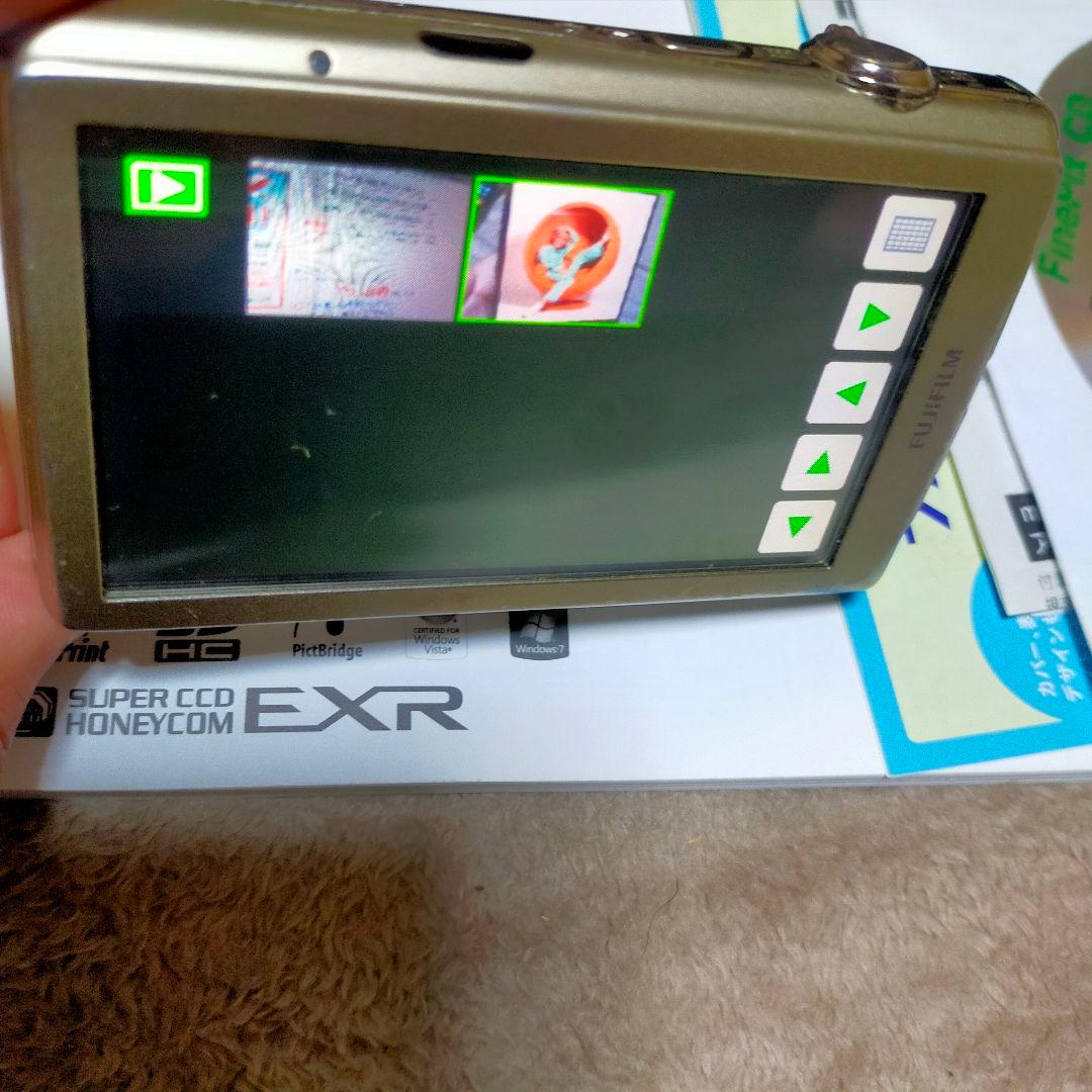 FUJI FILM FinePix Z800EXR 稼働品ファインピク
