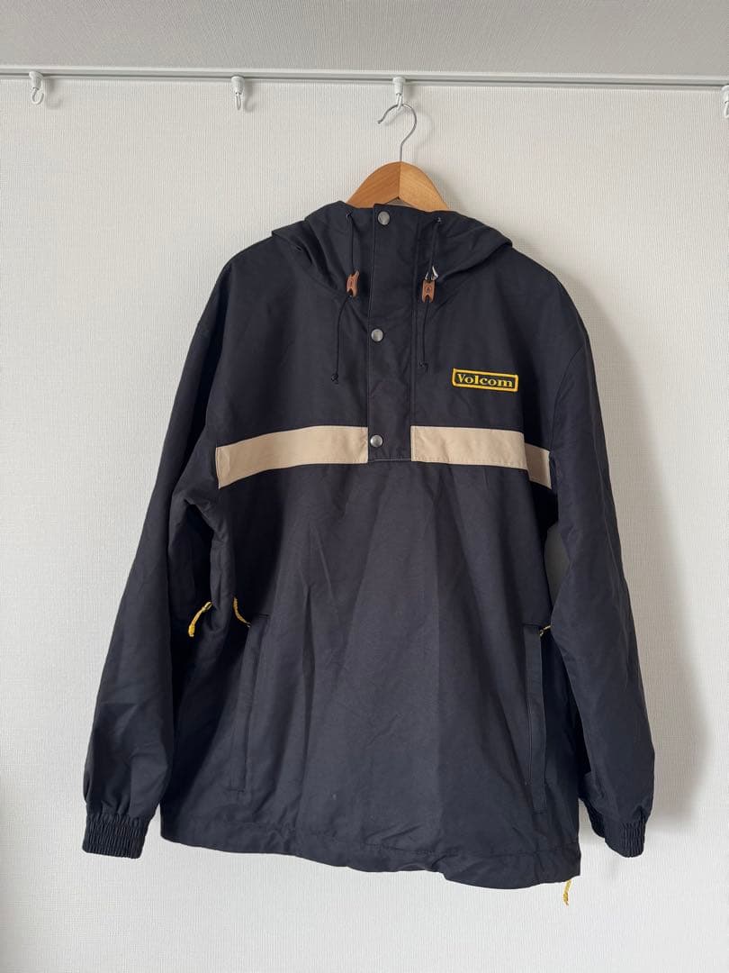 Volcom スノーボードウェア　黒