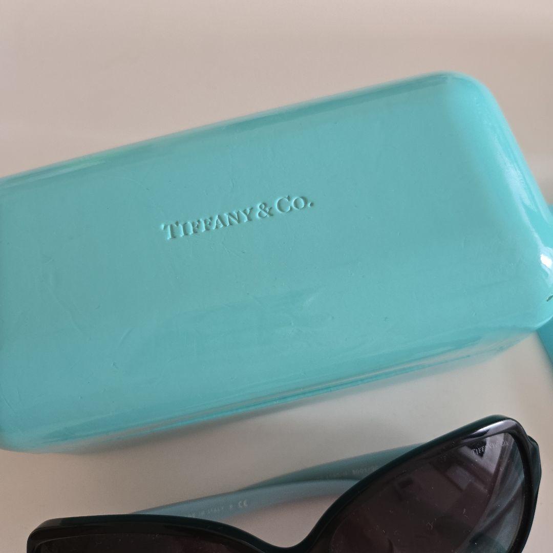 Tiffany & Co. ブラック サングラス