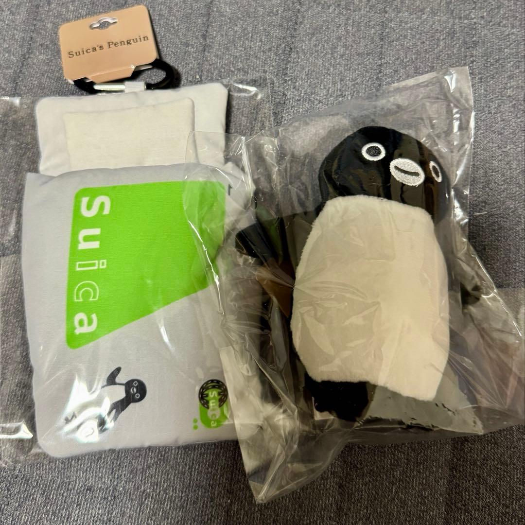 新品未使用Suicaのペンギン ぬいぐるみ マスコット キーホルダー カラビナ付