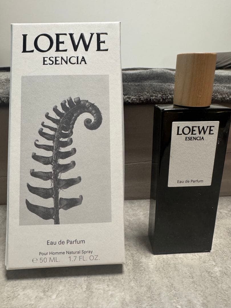 【ほぼ未使用】LOEWE ESENCIA 50ml メンズ香水 ロエベ 正規品